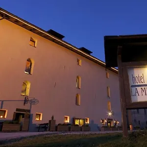 Dimora Storica La Mirandola Hotel
