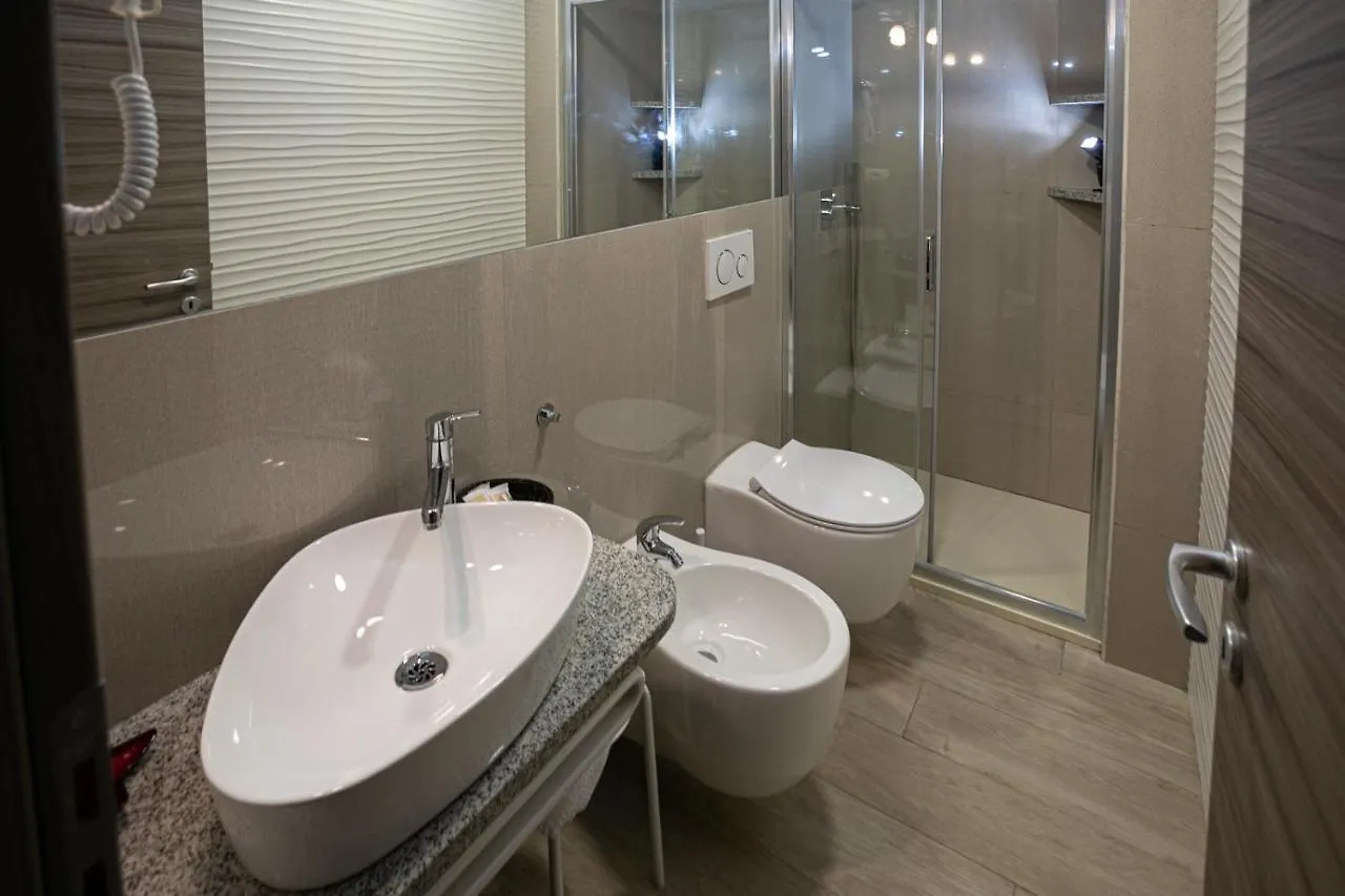 Villa Cuore Tavernerio Guest house